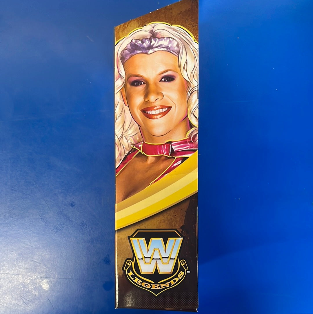WWE Molly Holly
